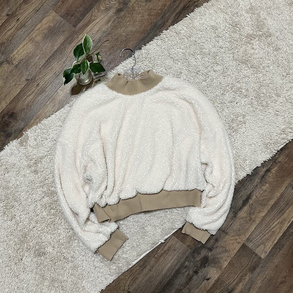 Fabletics M Tusk/Buff Mock Neck Sherpa Polar Fleece Malia Pullover Sweatshirt